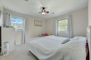 S Barrington Rd-023