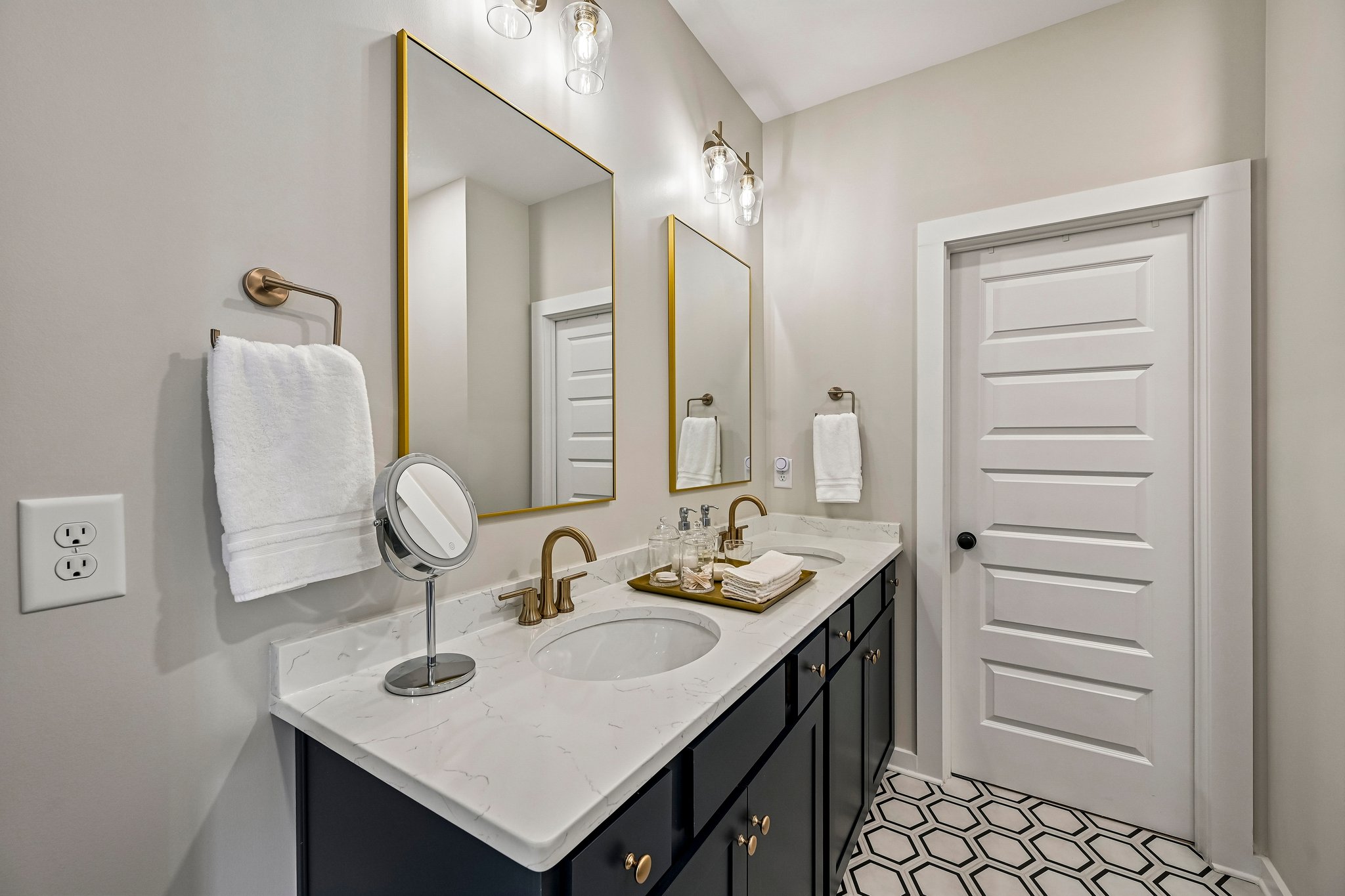 Windsor Sq-S2905-039.jpg