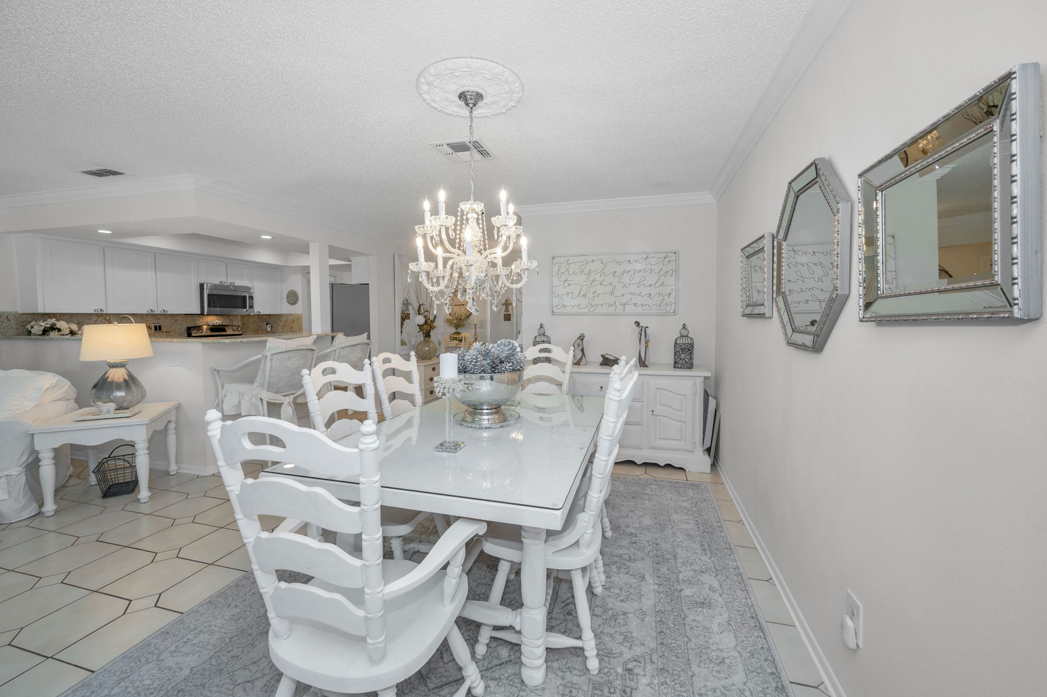Dining Room3
