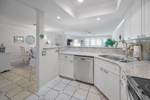 Kitchen12