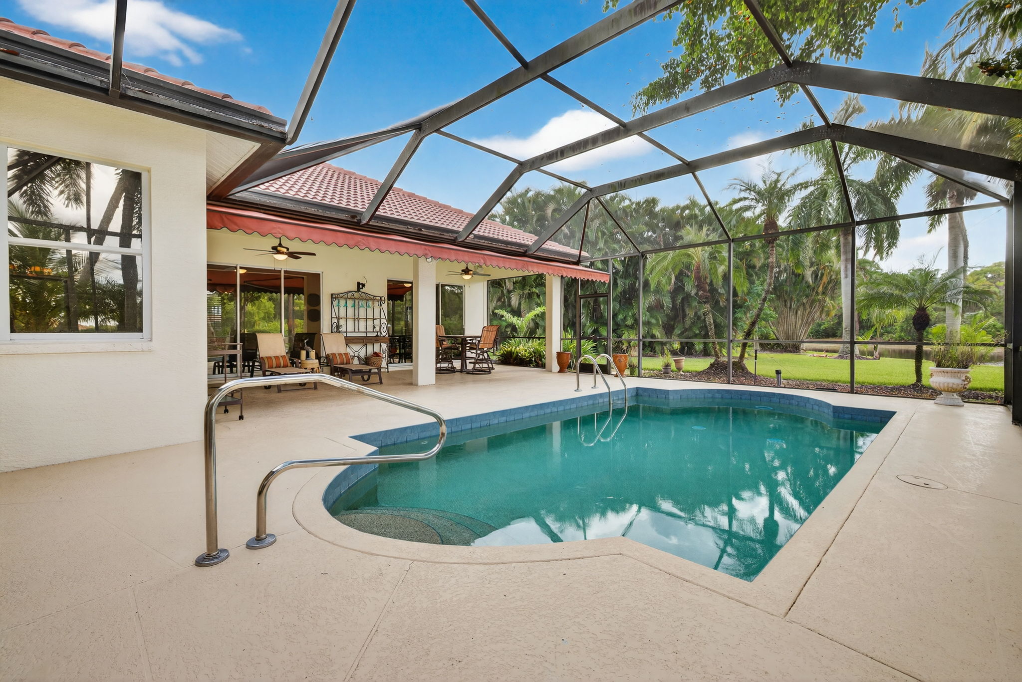 Swimming Pool 4 - Dusk Conversion