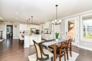 Kitchen & Breakfast Room