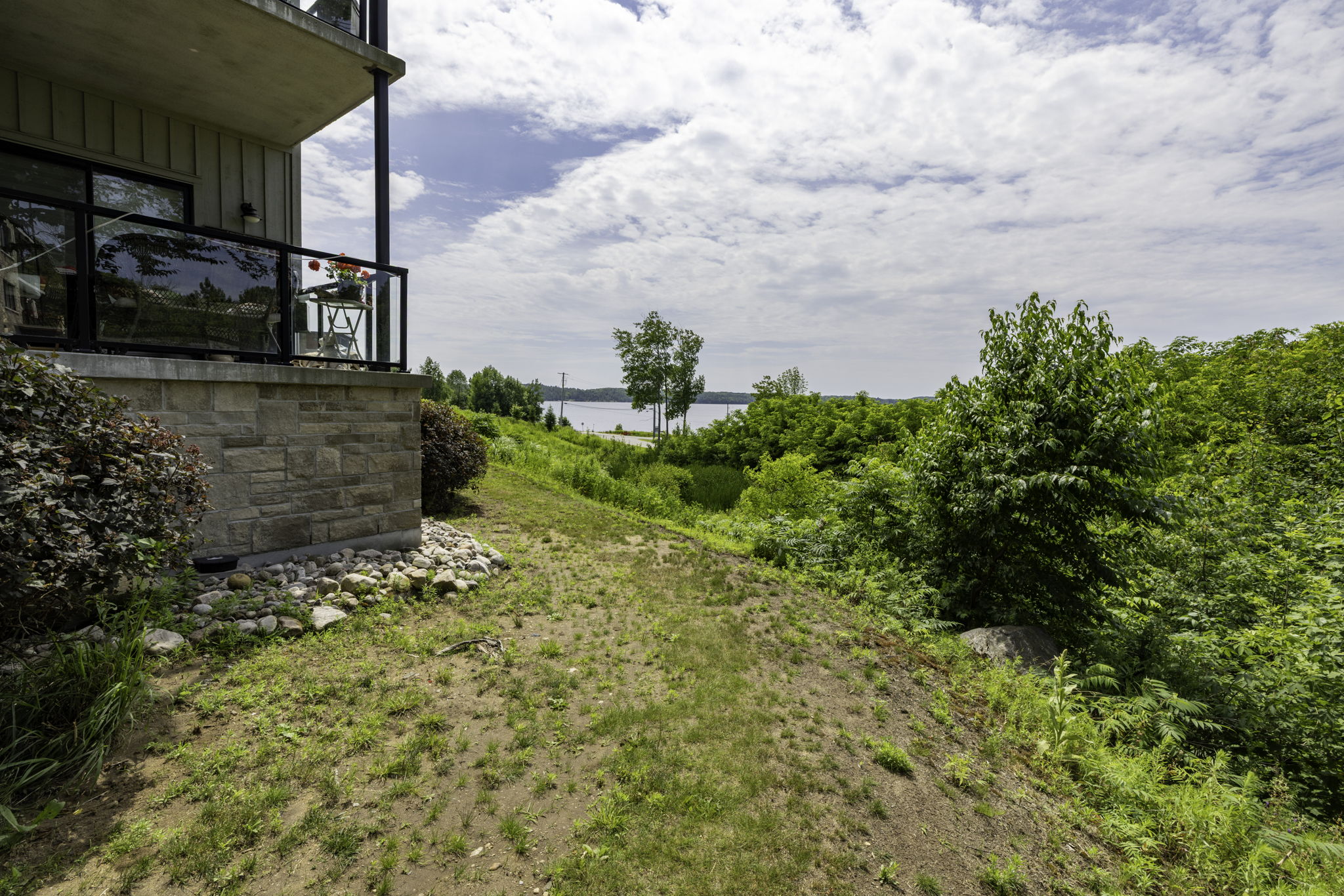  Photo 44