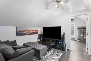 3rd floor livingroom