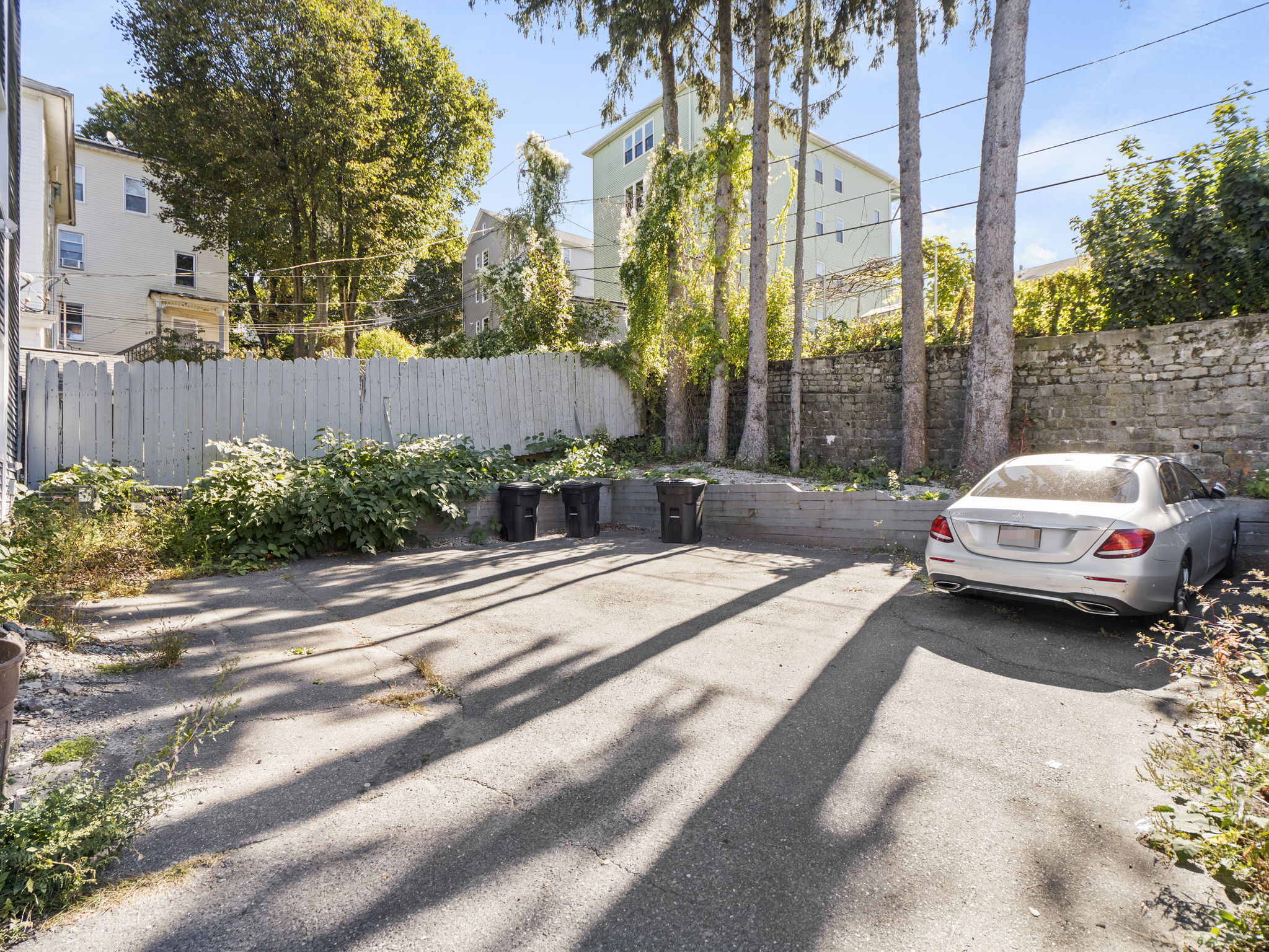 12 Alpine St 2 Worcester MA 37