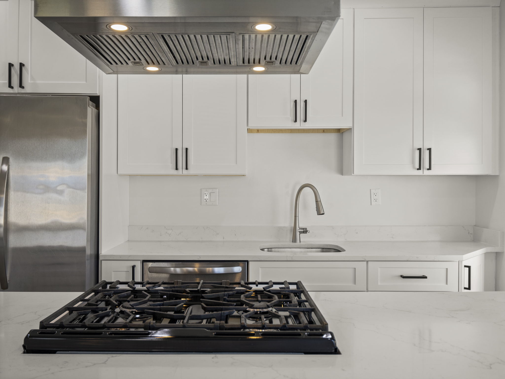 12 Alpine St 2 Worcester MA 8