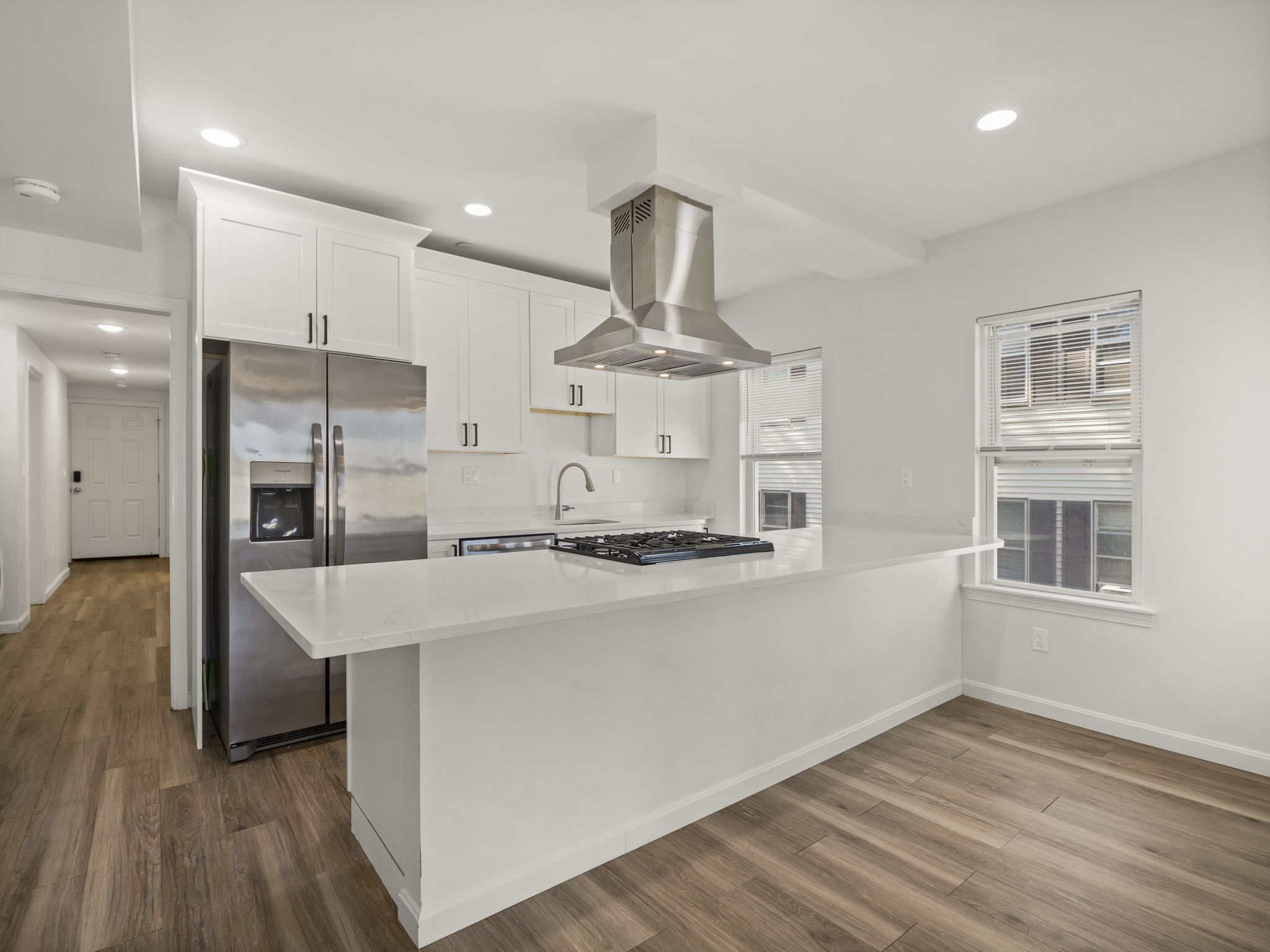 12 Alpine St 2 Worcester MA 6