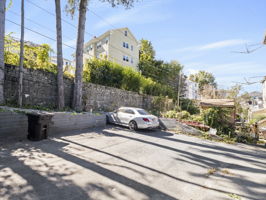 12 Alpine St 2 Worcester MA 40