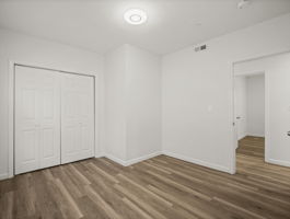 12 Alpine St 2 Worcester MA 22