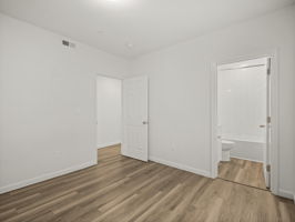 12 Alpine St 2 Worcester MA 23