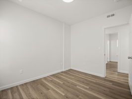 12 Alpine St 2 Worcester MA 18