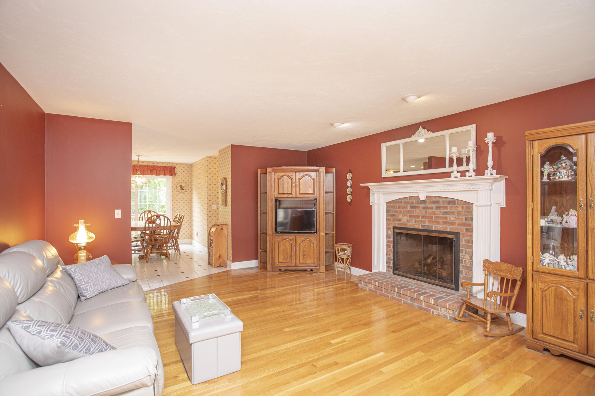  12 Beethoven Ave, Walpole, MA 02081, US Photo 7