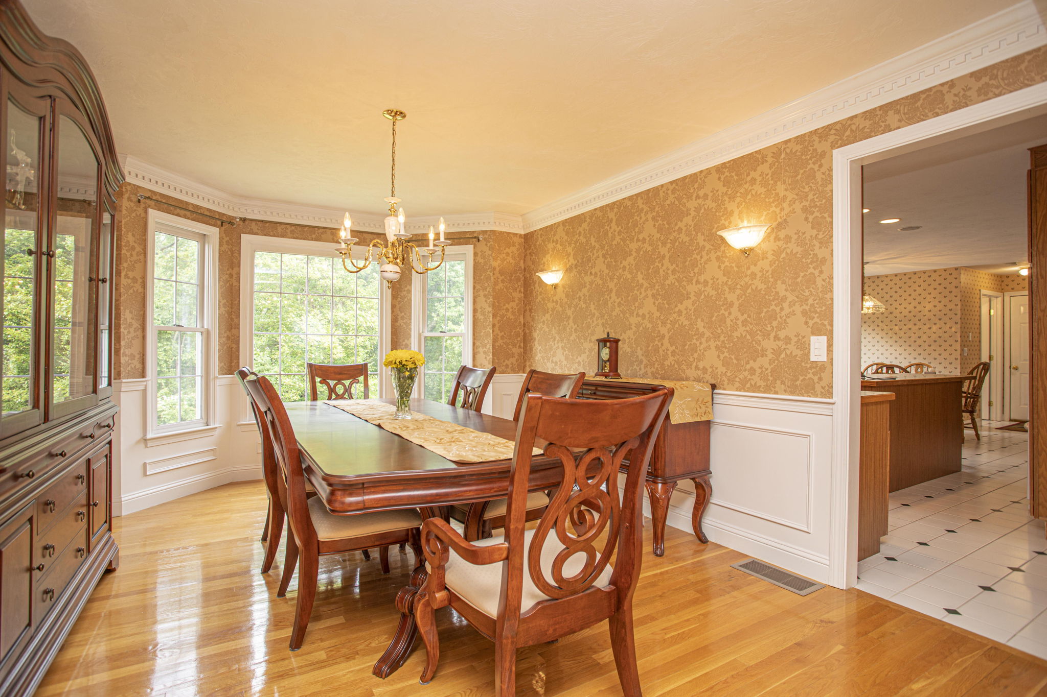  12 Beethoven Ave, Walpole, MA 02081, US Photo 5