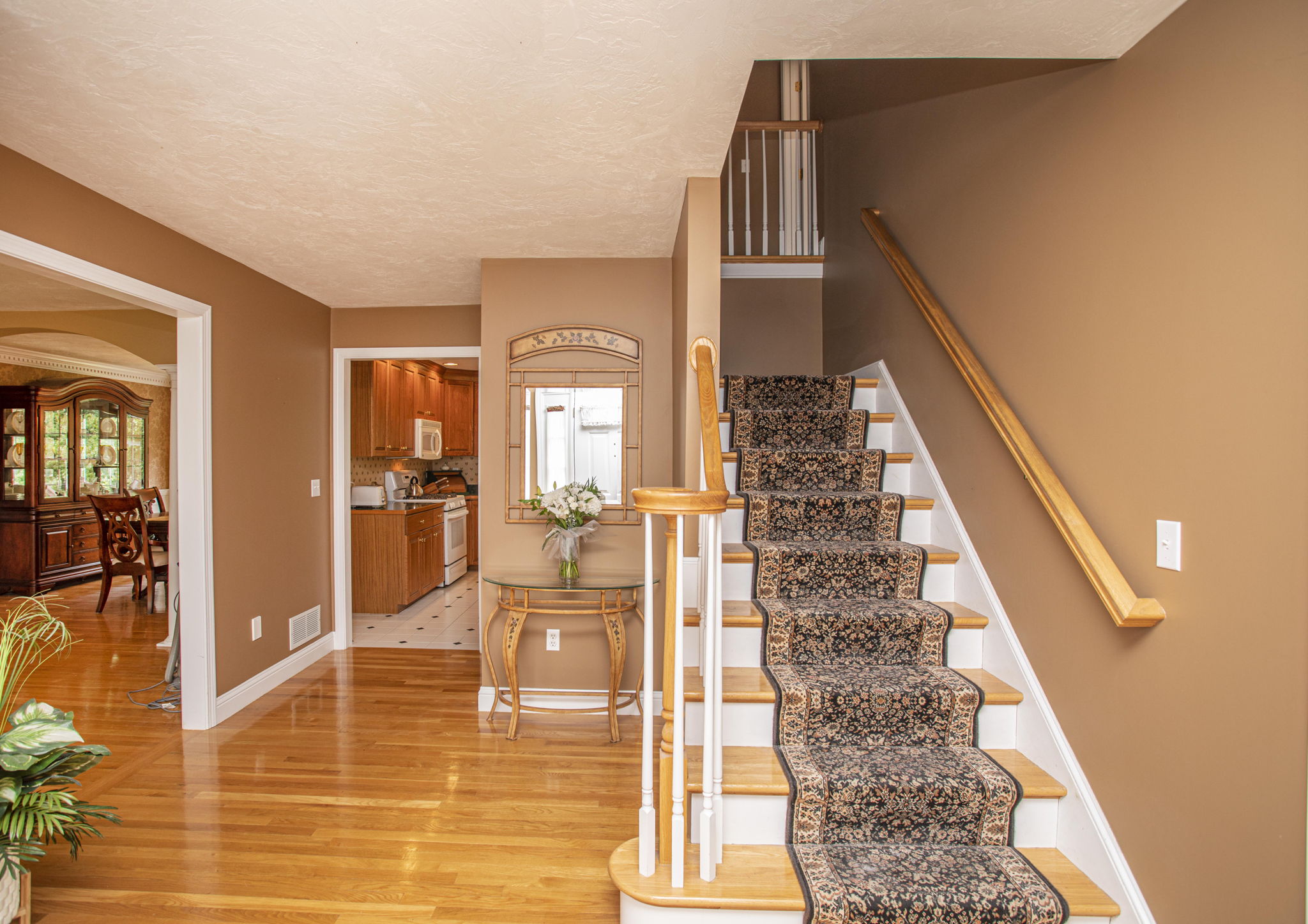  12 Beethoven Ave, Walpole, MA 02081, US Photo 11