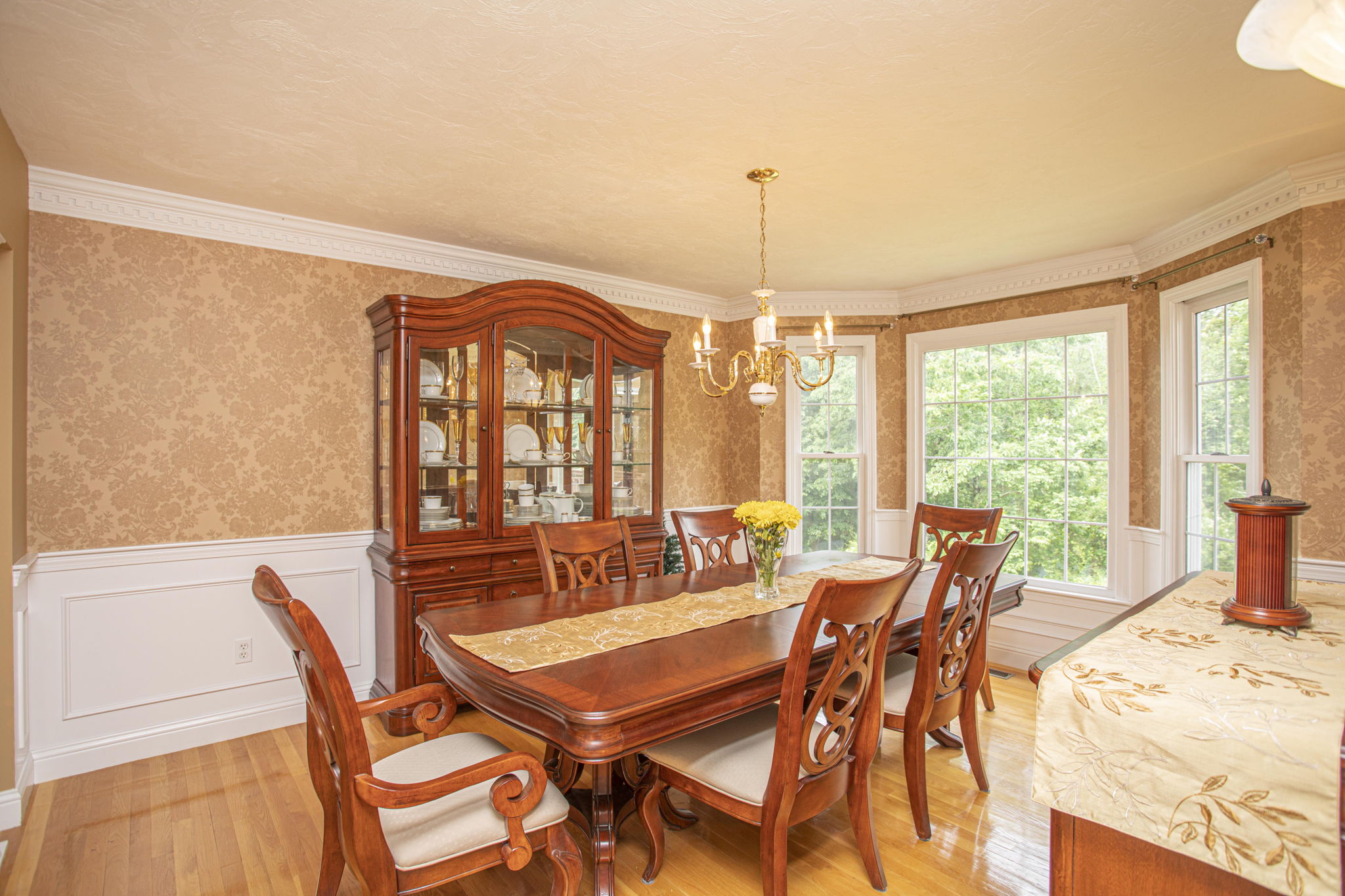  12 Beethoven Ave, Walpole, MA 02081, US Photo 4