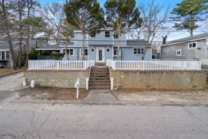  Photo 0