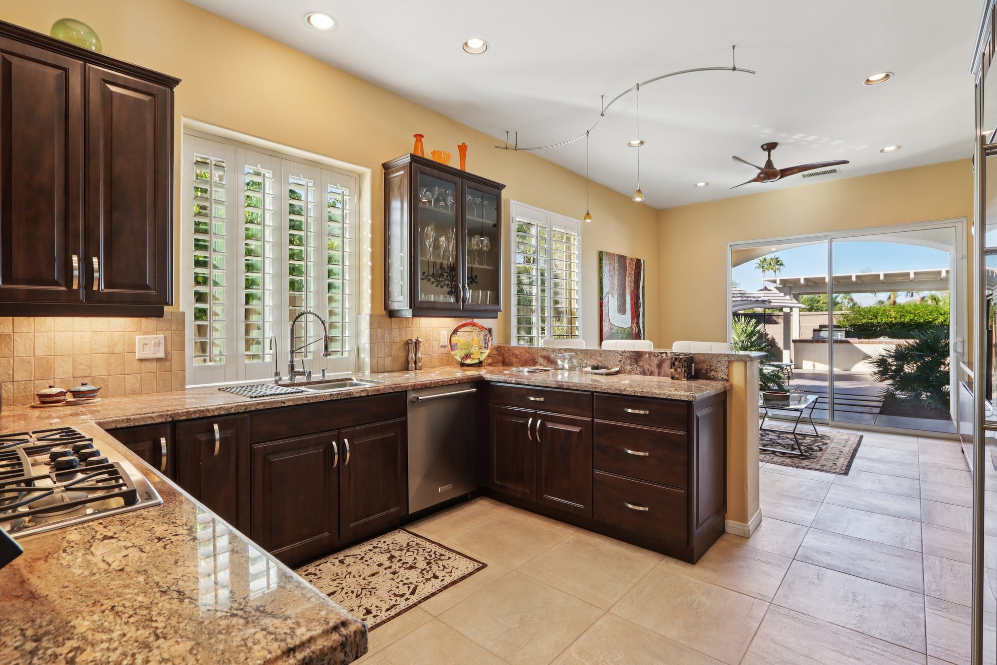 Calais Cir-S2611-016.jpg