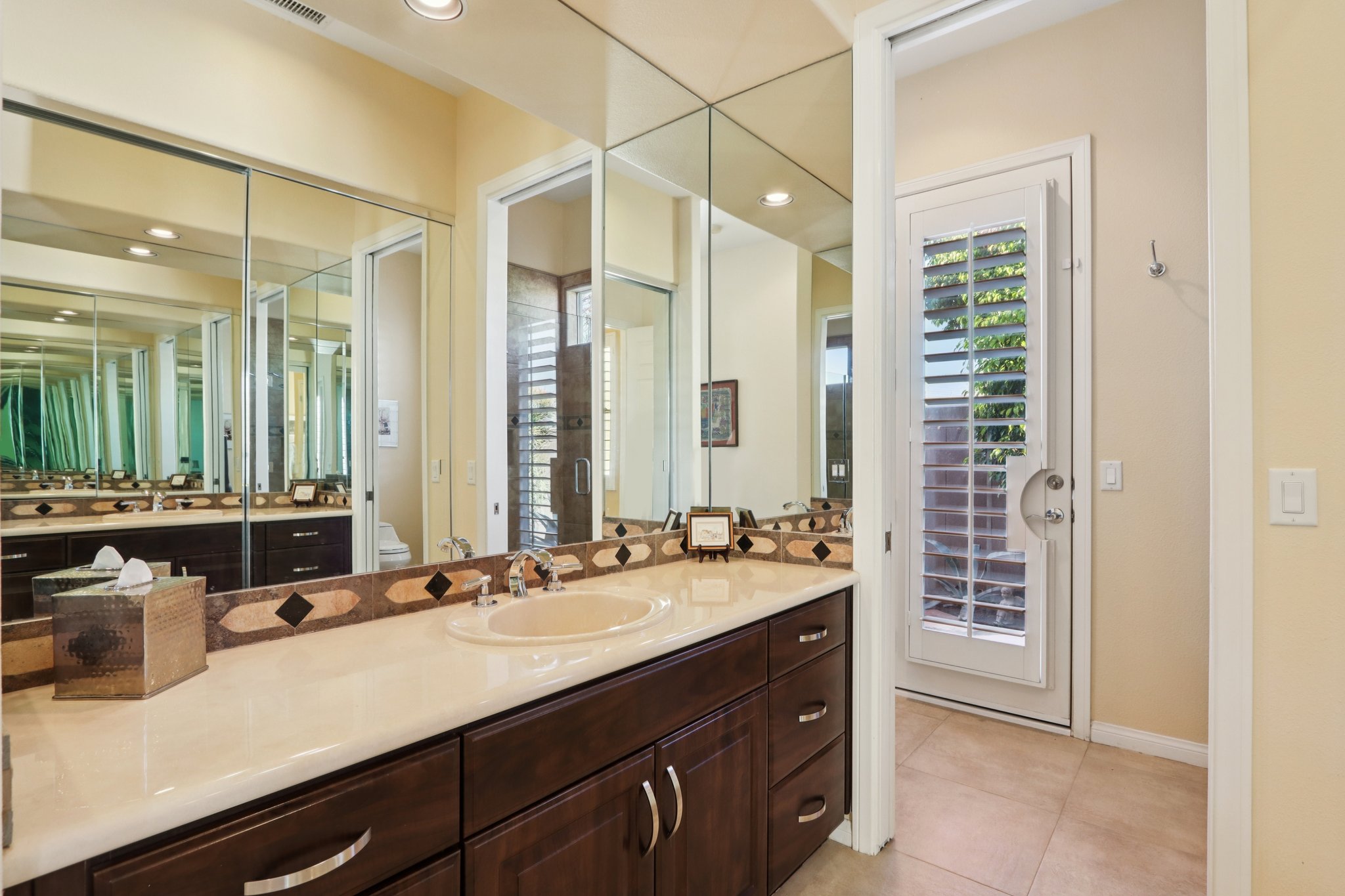 Calais Cir-S2611-038.jpg