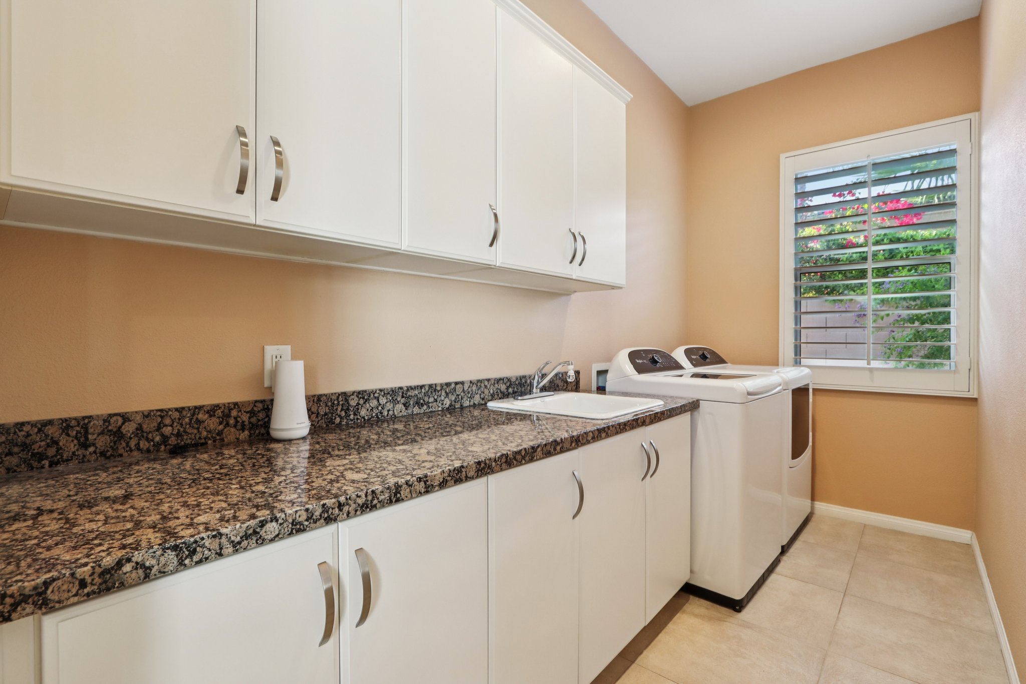 Calais Cir-S2611-040.jpg