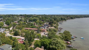  Photo 24