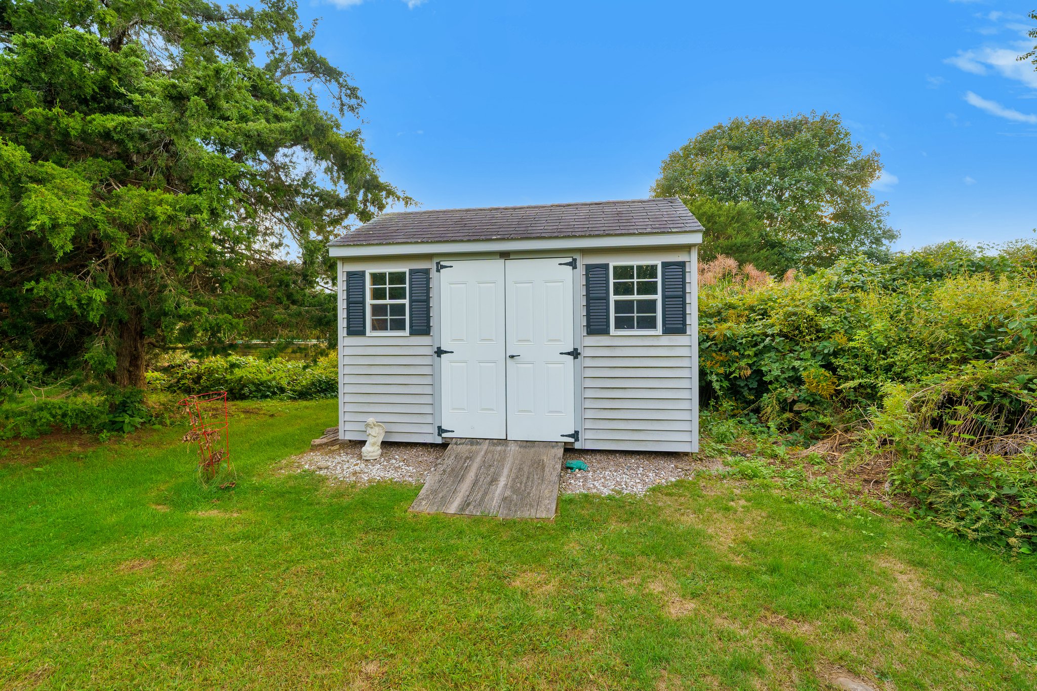 12 Elmwood Ave, Westerly, RI 02891, USA Photo 43