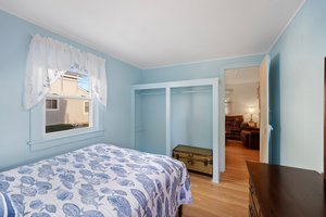 12 Elmwood Ave, Westerly, RI 02891, USA Photo 18