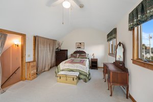 12 Elmwood Ave, Westerly, RI 02891, USA Photo 28
