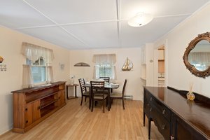 12 Elmwood Ave, Westerly, RI 02891, USA Photo 11