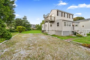12 Elmwood Ave, Westerly, RI 02891, USA Photo 45