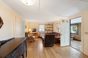 12 Elmwood Ave, Westerly, RI 02891, USA Photo 12