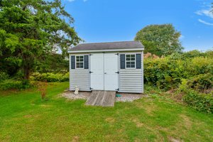 12 Elmwood Ave, Westerly, RI 02891, USA Photo 42