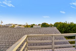 12 Elmwood Ave, Westerly, RI 02891, USA Photo 32