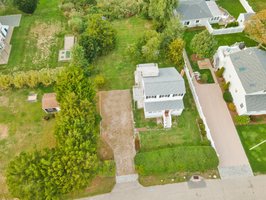 12 Elmwood Ave, Westerly, RI 02891, USA Photo 3
