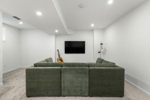 Photo 35