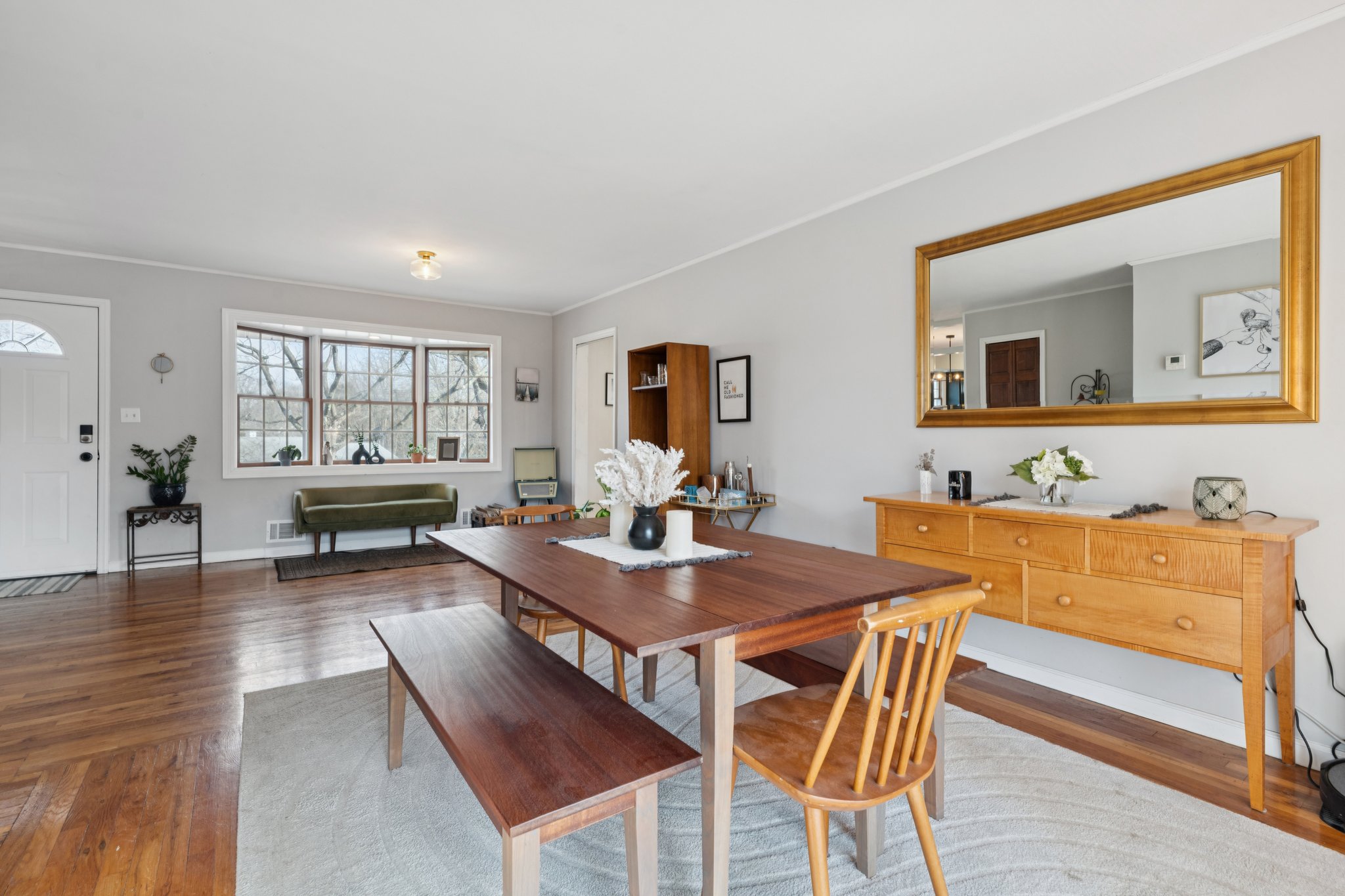 Gail Ct-S1112-013.jpg