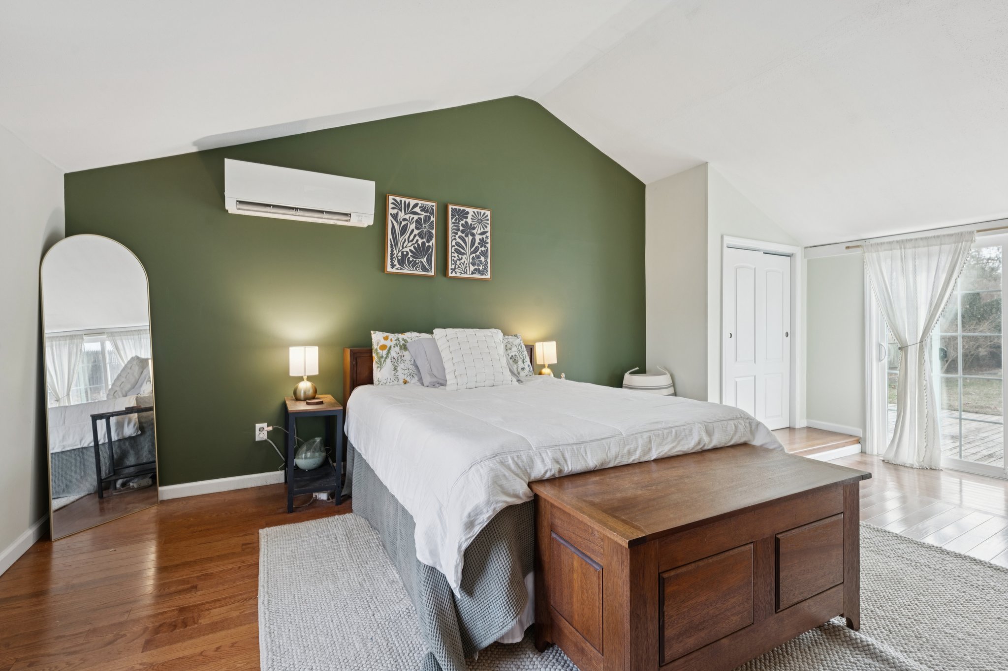 Gail Ct-S1112-024.jpg