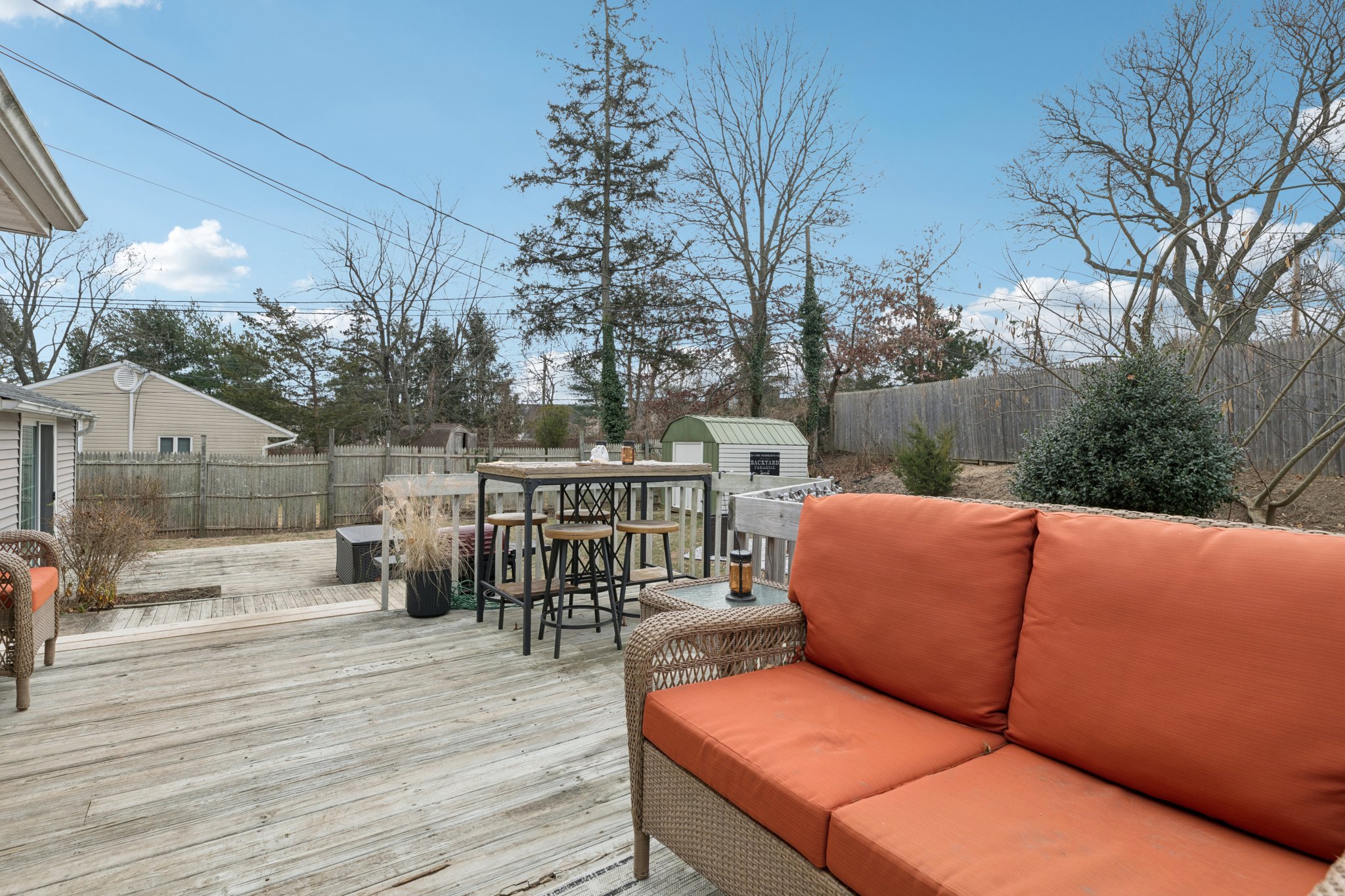 Gail Ct-S1112-033.jpg