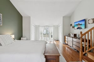 Gail Ct-S1112-027.jpg