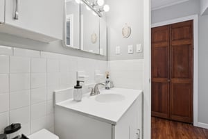 Gail Ct-S1112-029.jpg