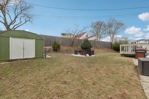 Gail Ct-S1112-037.jpg