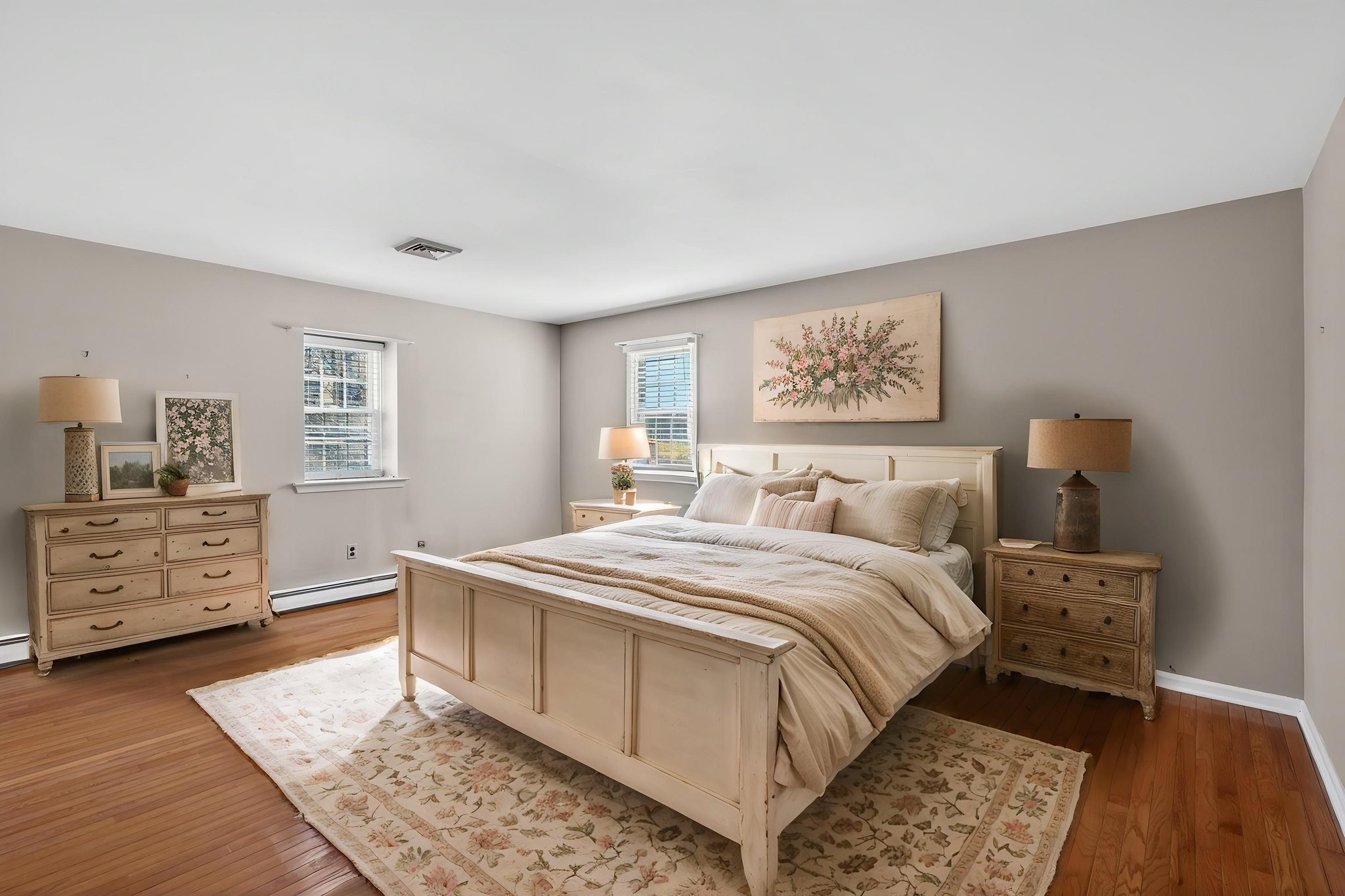 Image_063 virtually staged.jpeg