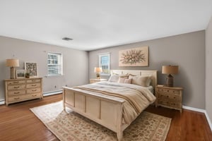 Image_063 virtually staged.jpeg