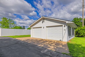  Photo 60