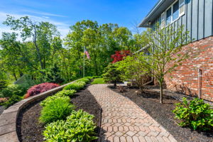 12 Howard Rd, Maynard, MA 01754, USA Photo 14