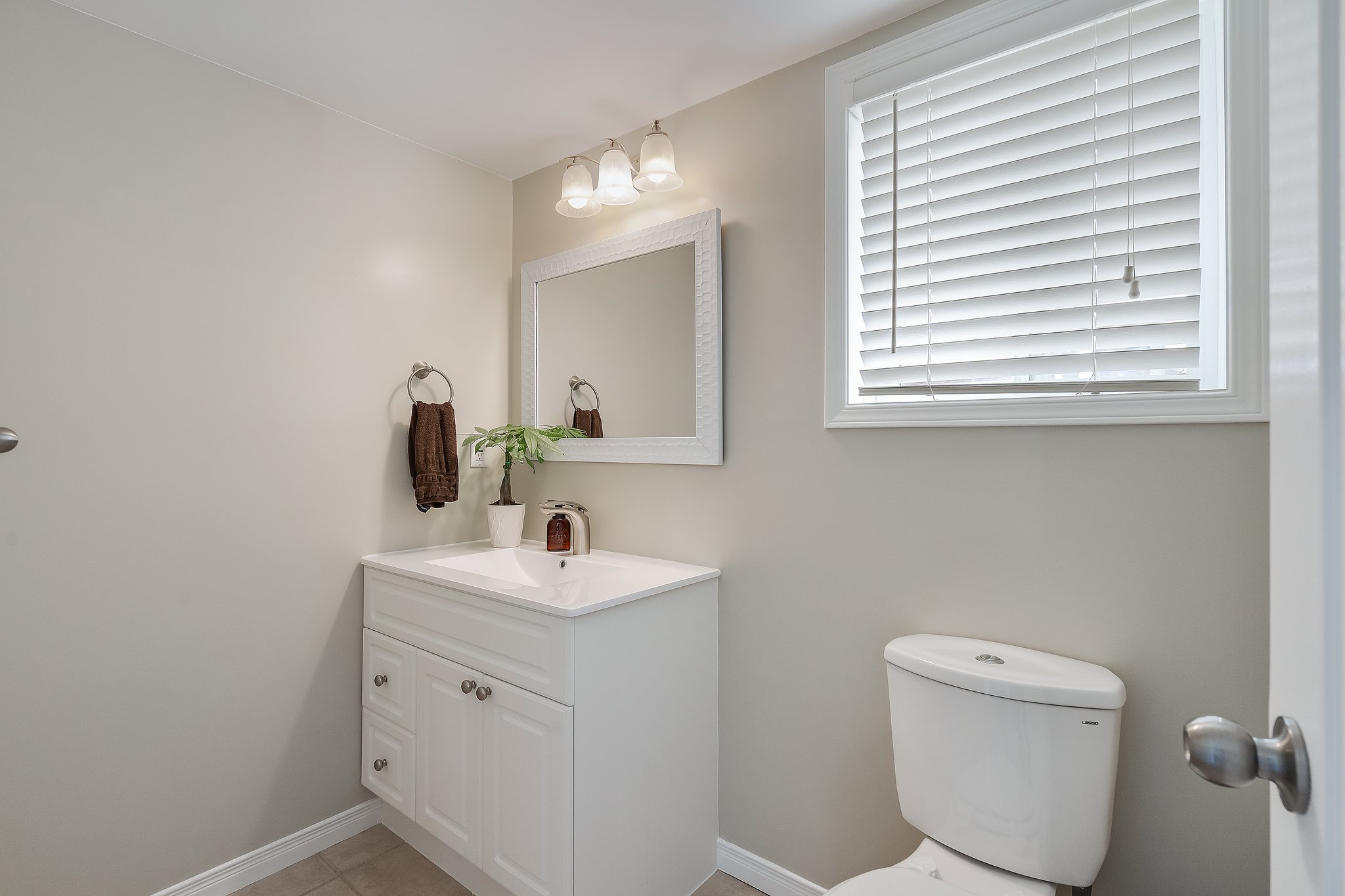 12 Hunter Rd, Orangeville, ON L9W 5G1, Canada Photo 25
