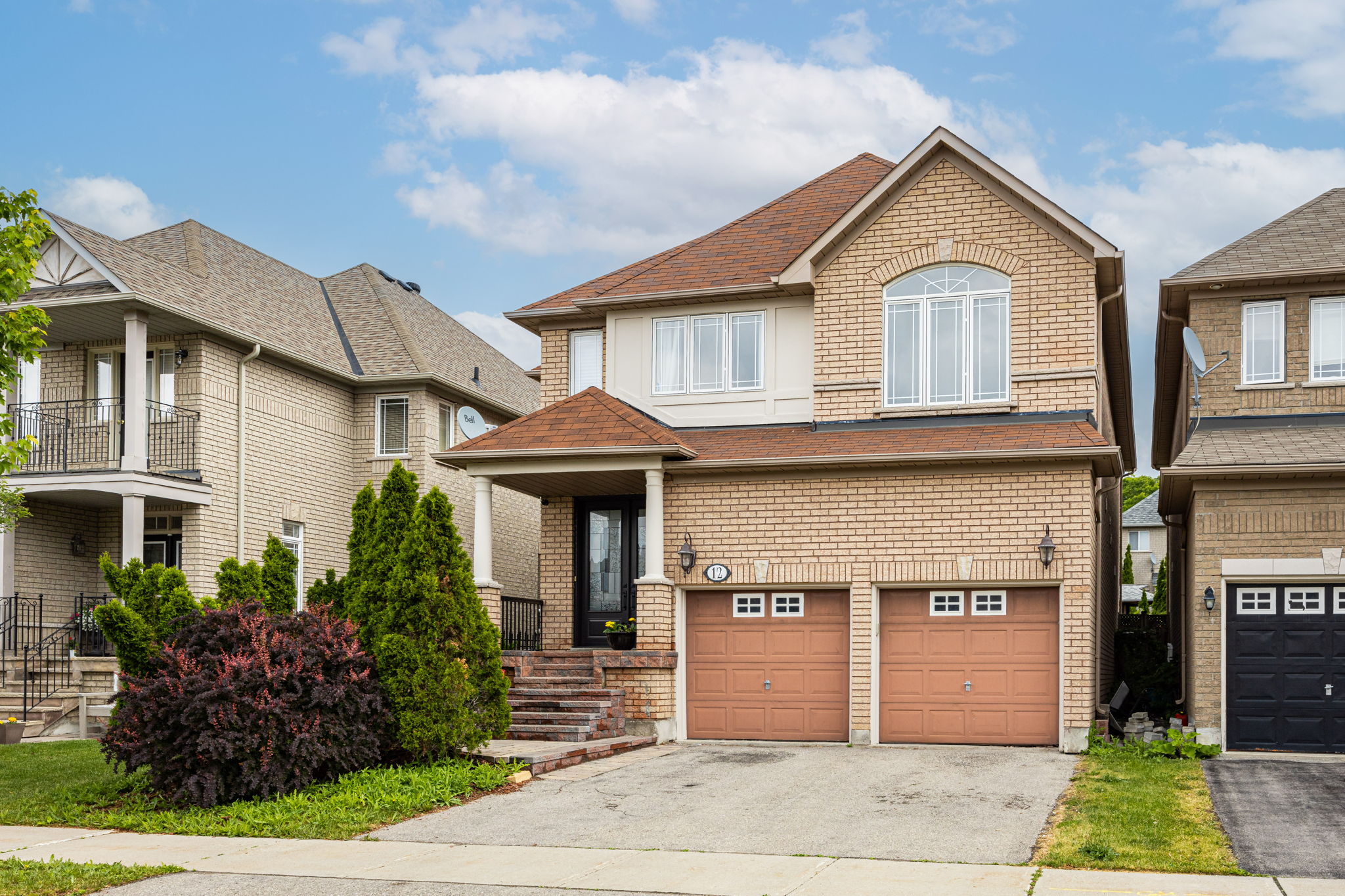 Richmond Hill property showcase — delivered property photograph 2