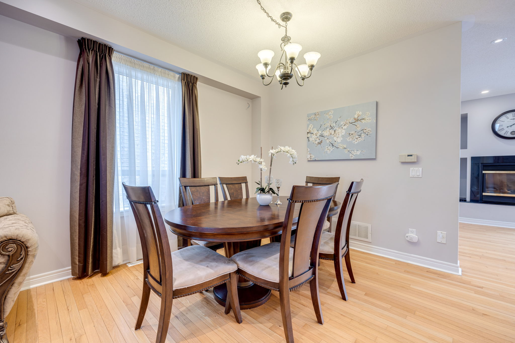 Richmond Hill property showcase — delivered property photograph 7