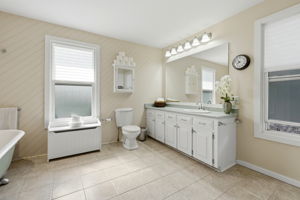  Photo 49