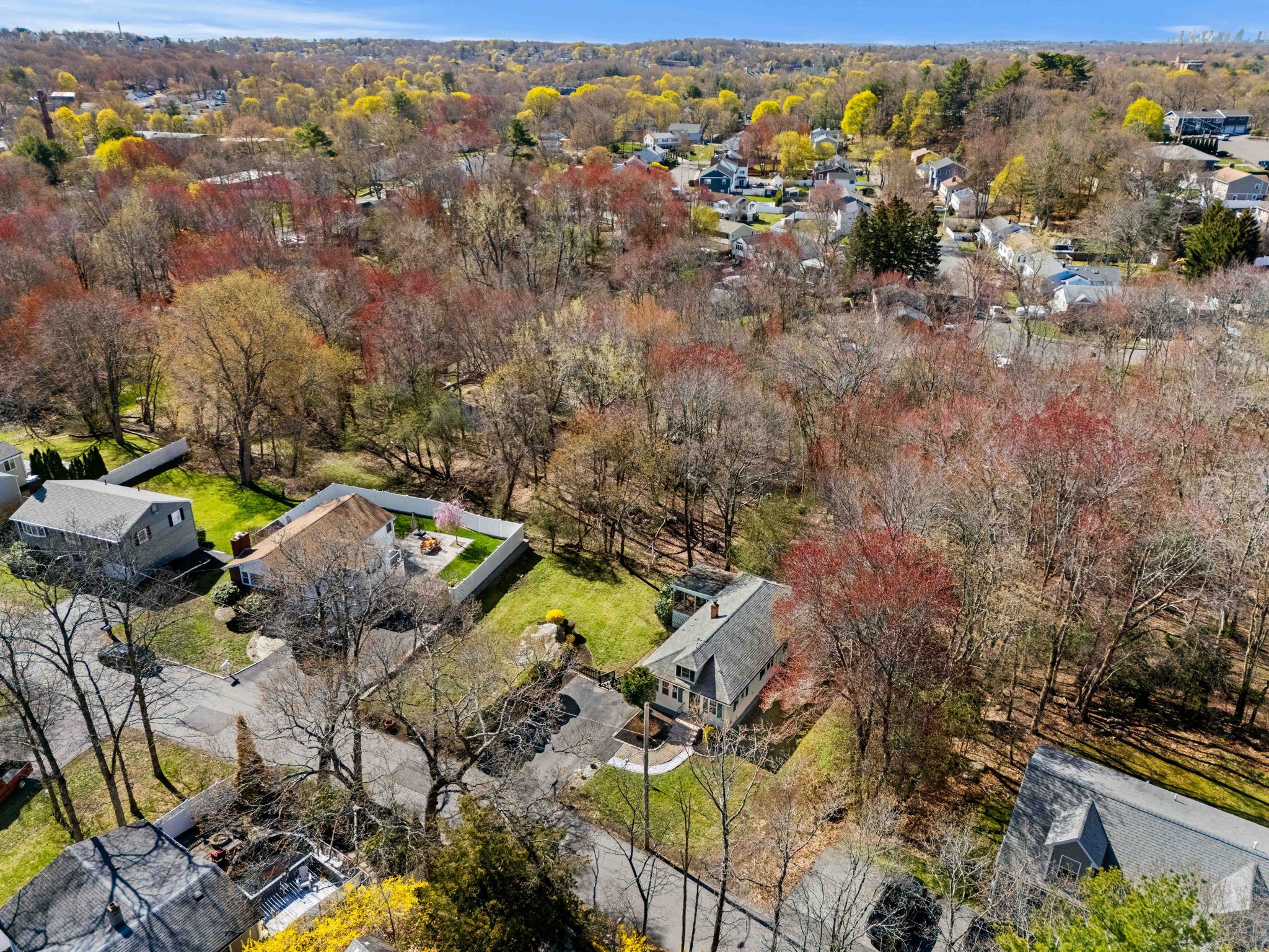 12 Lake Ave, Saugus, MA 01906, USA Photo 6