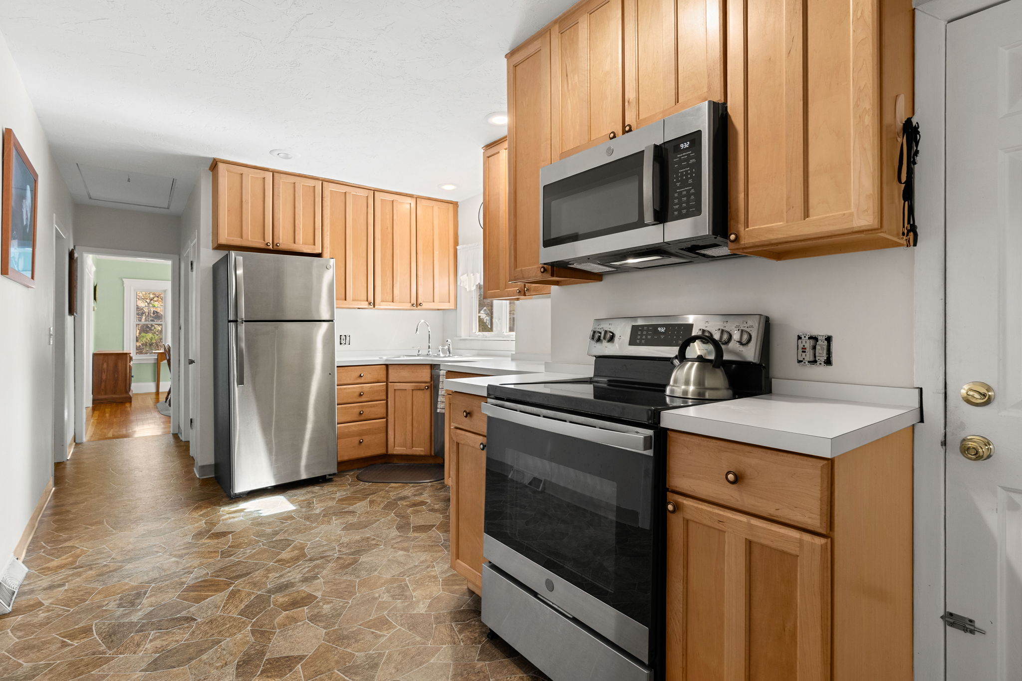 12 Lake Ave, Saugus, MA 01906, USA Photo 29